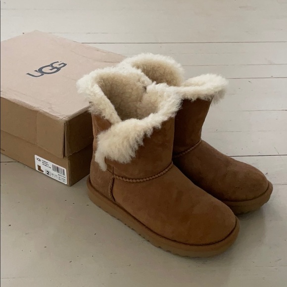 UGG Other - UGG Bailey Button Boots Chestnut